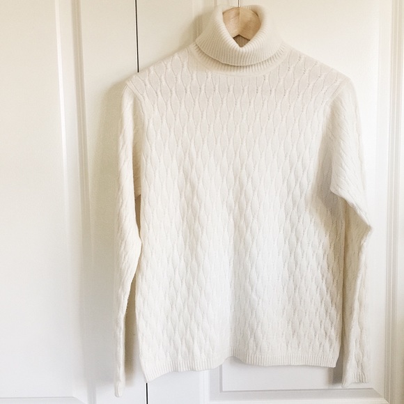 Mariele Waithe Sweaters - Cashmere Turtleneck Sweater Mariele Waithe Ivory M
